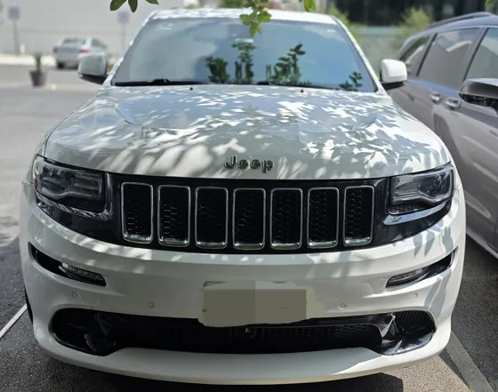 Jeep Grand Cherokee 6.4 Srt-8 Mt