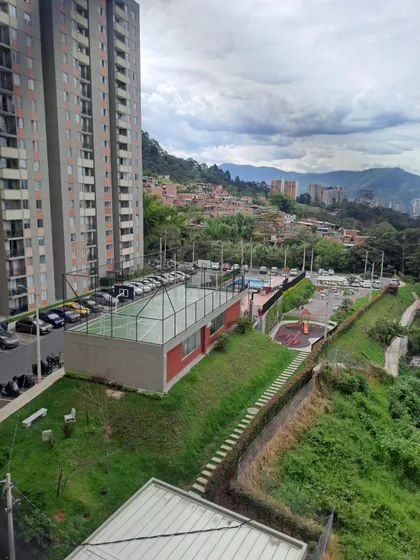 Apartamento En Venta La Estrella Sector La Inmaculada Unidad Cerrada