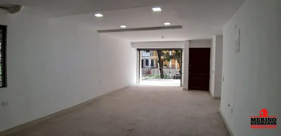 Local En Arriendo En Medellín - Simon Bolivar