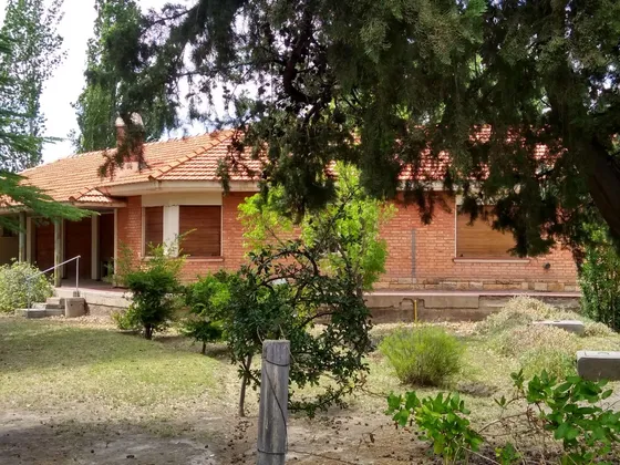 Hermosa Casa-quinta En Zona Semiurbana