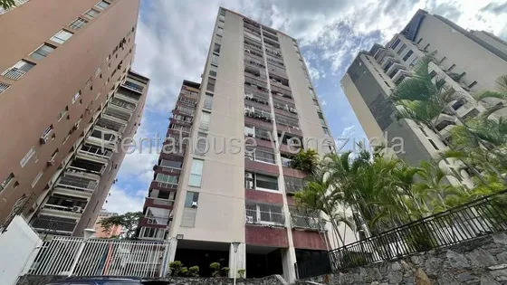 Cómodo Apartamento En Venta En Santa Fe Sur. Mls #26-21765. K.o.