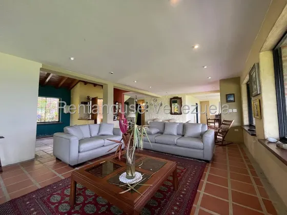 Venta De Casa \ Los Guayabitos Mg 7-2827