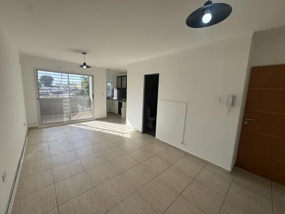 Departamento En Alquiler 2 Amb Villa Ballester