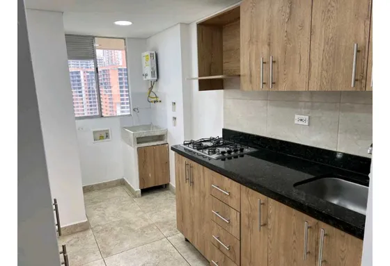 Vendo Apartamento Con Buenos Acabados En Sabaneta Las Lomitas
