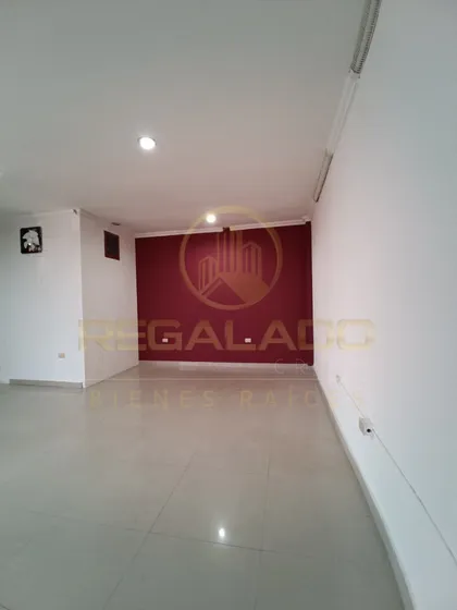 La-383 Local Centro Comercial Caribean Punto Fijo Estado Falcón