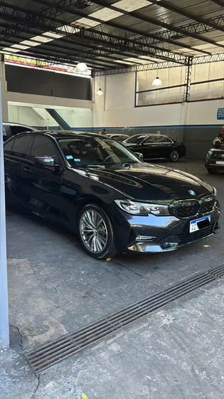 Bmw Serie 3 3.0 330i Sedan Sport Line 252cv
