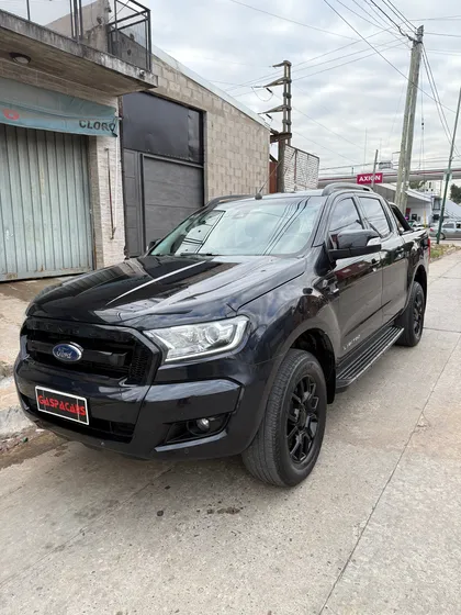 Ford Ranger Black Edition Cabina Doble 4x4 Diesel At
