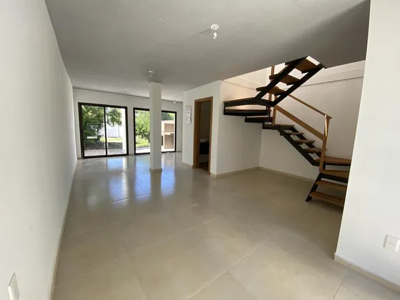 Venta Casa 3 Dormitorios 2 Baños A Estrenar (400 M Del Mar) En Shangrila