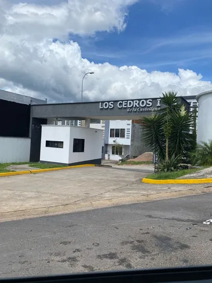 Xv, Parcela Disponible  En Venta Castellana/ Urb Los Cedros 1 De La Castellana