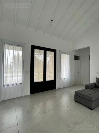 Casa En Venta Con Renta San Sebastián Mb