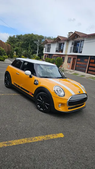 Mini Cooper 1.5 F56 Coupe Peeper