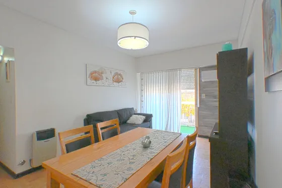 Venta Departamento 3 Ambientes En Primer Piso Al Frente El Palomar!