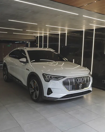 Audi Q8 E-tron Sportback 55 Quattro