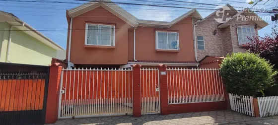 Hermosa Y Amplia Casa En Venta, Longitudinal Maipú 3d 2b 1e