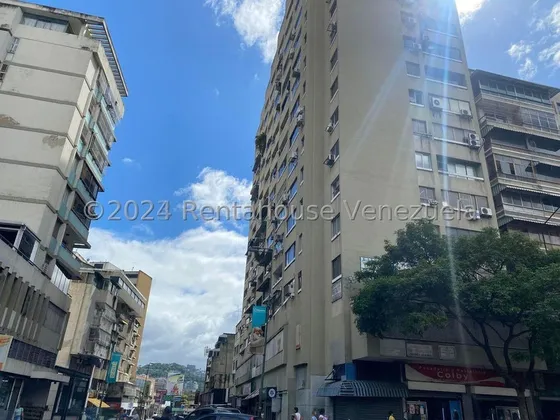 Hermosa Oficina En Alquiler Ubicada En Chacao