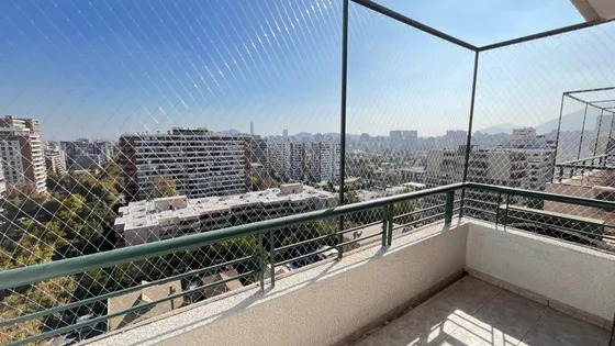 Se Vende Lindo Depto Con Vista Despejada, Las Condes