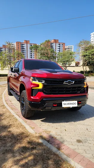 Chevrolet Silverado 5.3 Z71 4x4 At