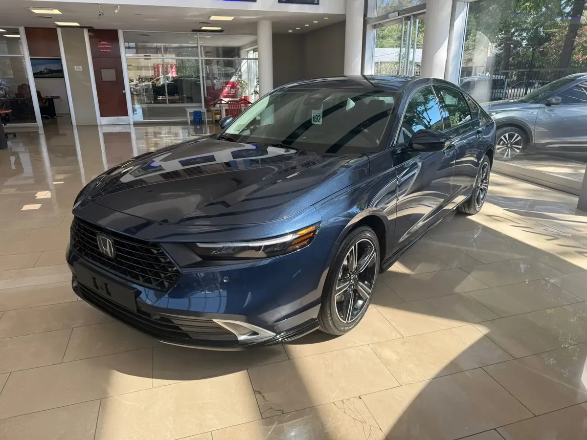 Honda Accord 2.0 Advanced Hybrid