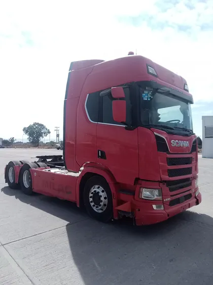 Camión Scania R620 A6x4
