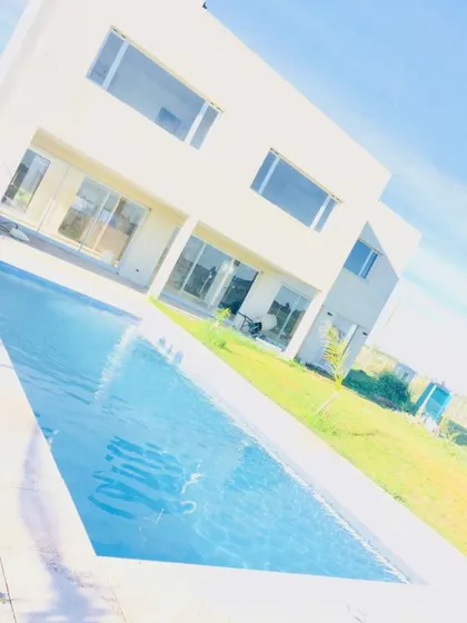 Alquiler Casa Barrio Privado Con Pileta Cannning