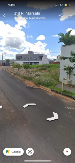 Terreno De Esquina, 414 M2 Praça Alto Umuarama