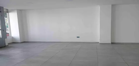 Local En Arriendo En El Centro De Montenegro Quindio (279060895).