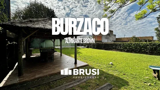 Casa 3 Ambientes Con Increíble Parque En Venta, Burzaco