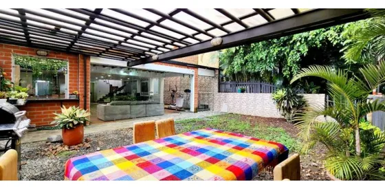 Rhbr-12496 (casa) 2 Niveles (poblado, Tv Superior)