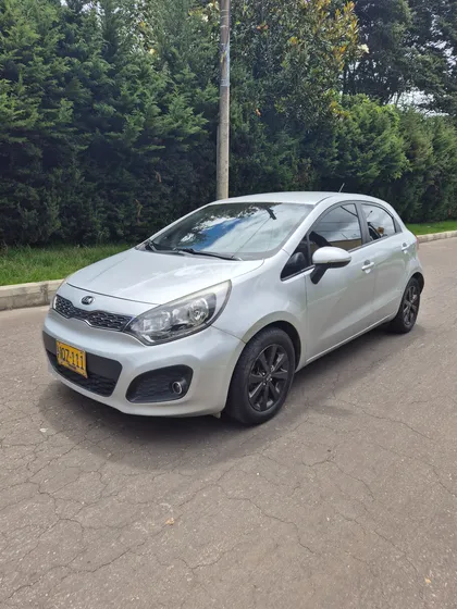 Kia Rio 1.2 4 P
