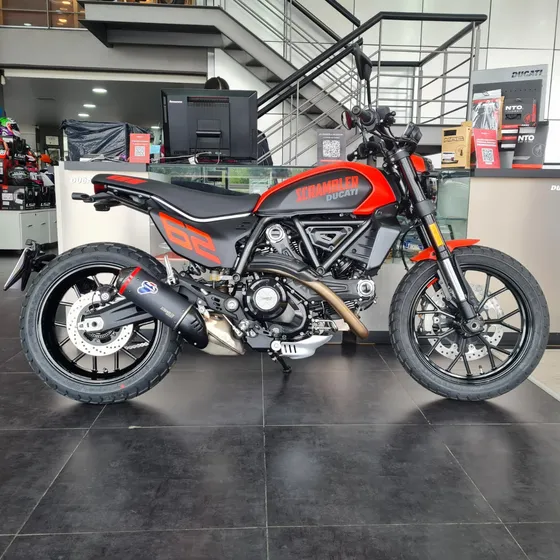 Ducati Scrambler Full Throttle - Promo Junio