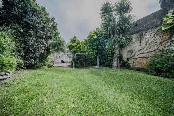 Venta Lote De 8,66 X 50  Floresta