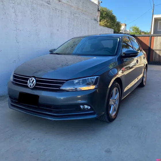 Volkswagen Vento 2.5 Advance Plus 170cv Tiptronic