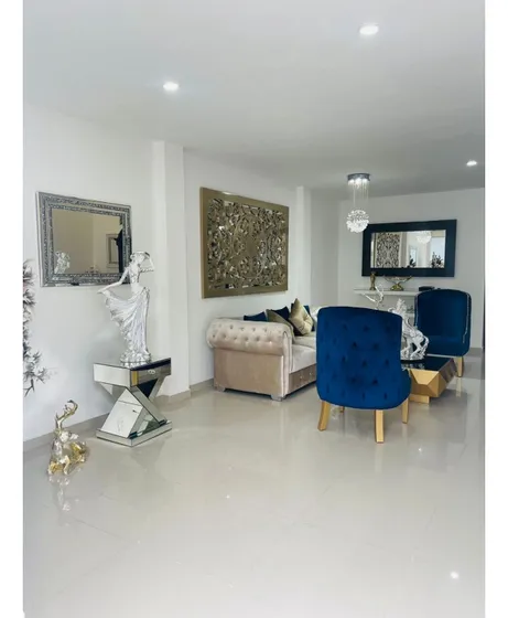 Barrio Las Flores - Casa En Venta Y/o Permuta
