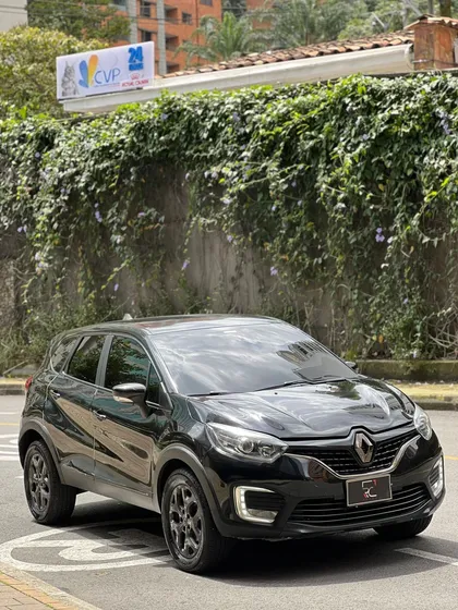 Renault Captur 2.0 Intens At