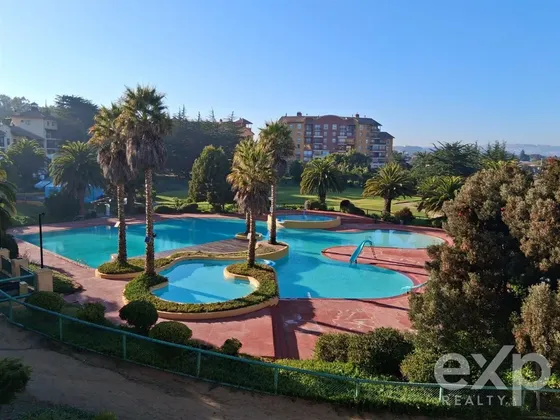 Departamento En Venta De 2 Dorm. En El Tabo