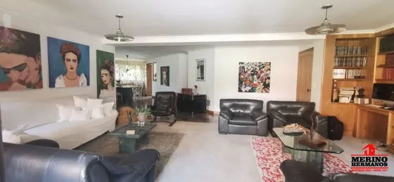 Apartamento En Venta En El Poblado. Cod V5150