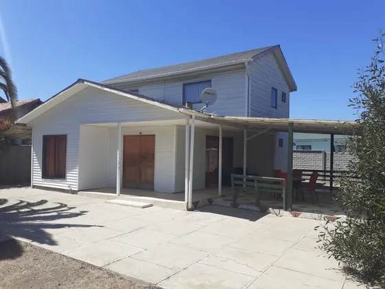 Linda Y Còmoda Casa En Condominio Cerrado En Algarrobo