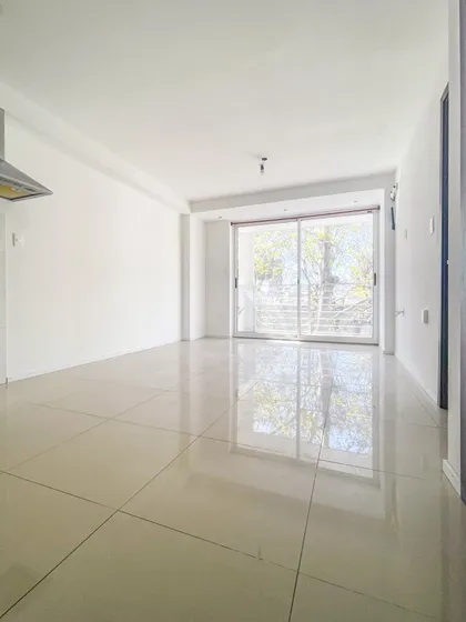 Venta Apartamento 1 Dormitorio Con Renta Tres Cruces (ref: Tbr-2426)