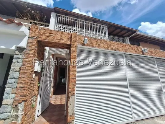 Ajr Casa En Alquiler En Colinas De Bello Monte 25-18253 Yg