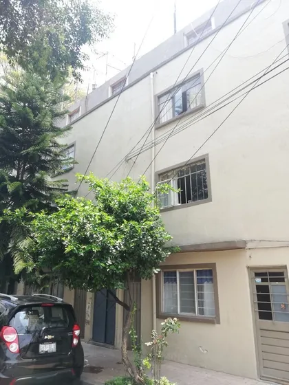 Edificio De Productos En Venta Cerca Del Politecnico