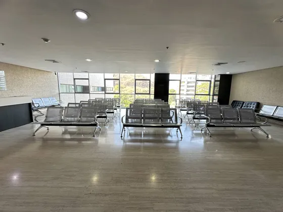 276674 Cmg Alquiler Oficina C.c Concepto La Viña Planta 100