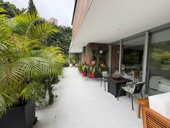 Apartamento En Venta En Castropol. Cod V12886