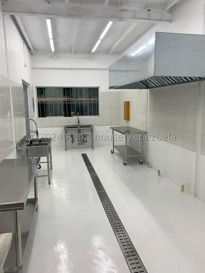 Pr Fondo De Comercio En Alquiler Los Chorros - Mls 25-17303