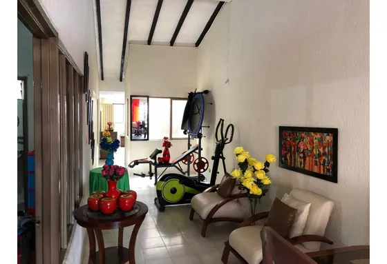 Venta De Casa Bifamiliar De  183mt2 En Belalcázar, Jamundí, 9055.