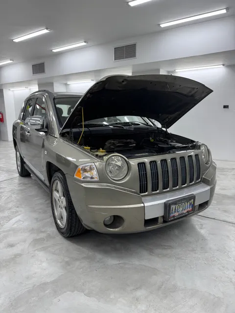 Jeep Compass .