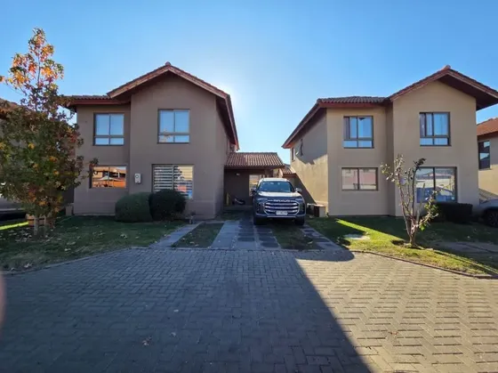 Casa En Venta, Condominio Aires De Machali