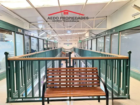 Se Arriendan Oficinas Y Locales, Galería Céntrica, Quillota.