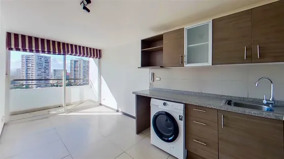 Arriendo Depto 1d &#43; 1b, Angamos, Stgo Centro
