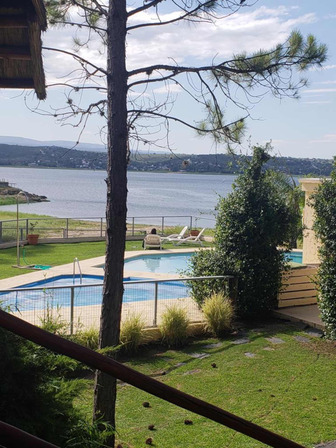 Cabaña Sobre El Lago Carlos Paz - 4 Pasajeros Alquiler Temporal - Costa Azul Cabaña Sobre El Lago Carlos Paz - 4 Pasajeros Alquiler Temporal - Costa Azul