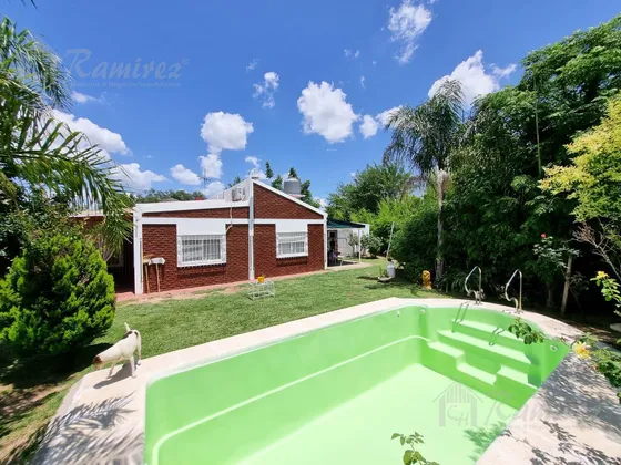 Casa Quinta En Venta  En Moreno 4 Ambientes Pileta